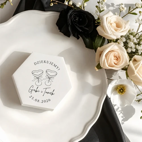 Magnesy ceramiczne -matowy czarny lub biały  podziękowania dla gości - heksagon - wzór 3