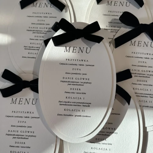 Menu papierowe Helena – elegancja z aksamitną kokardką | TADAM Pracownia Kreatywna